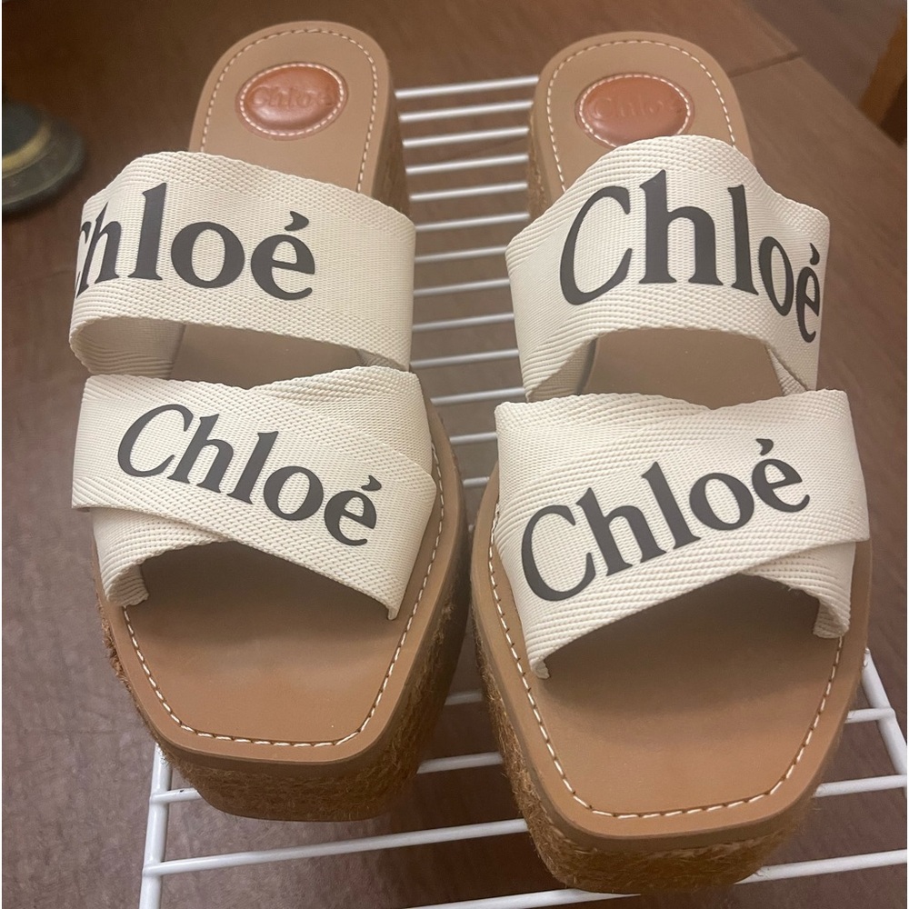 Chloe platform slide like new, only worn twice